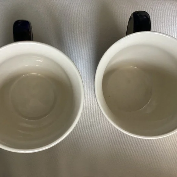 Boleslawiec Polish Pottery Polka Dot Mug Hand Made - Picture 3 of 3